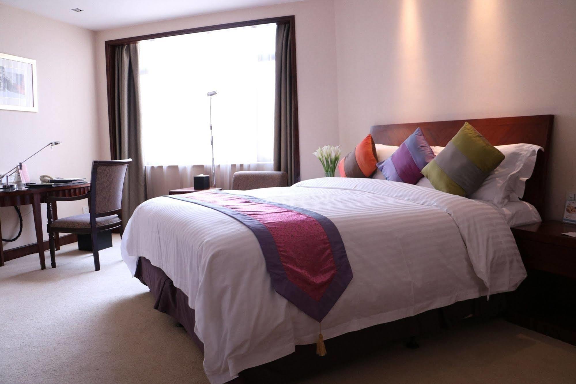 Baolong Hotel שנגחאי מראה חיצוני תמונה